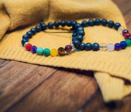 Comment porter un bracelet 7 chakras ?