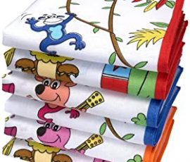 Comment réaliser des mouchoirs de poche en tissu imprimé de personnages de dessins animés ?