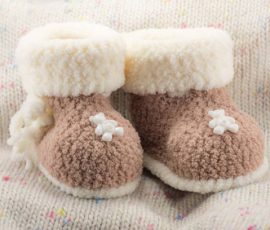 Quels chaussons mettre avec une grenouillère ?